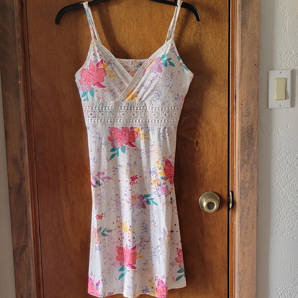 Mudd Dresses & Skirts - Juniors floral dress